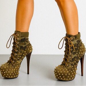 🤎🖤 FW2025 Statement Boots 🖤🤎
Ziggy Girl—Studded, Camouflage, Stilletto, Ankle